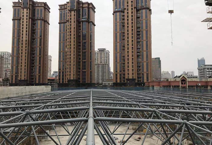 衢州螺栓球网架结构